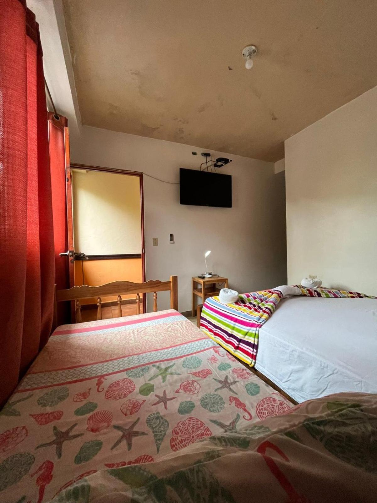 Hotel Y Restaurante Mama Ines 산타 카탈리나 외부 사진